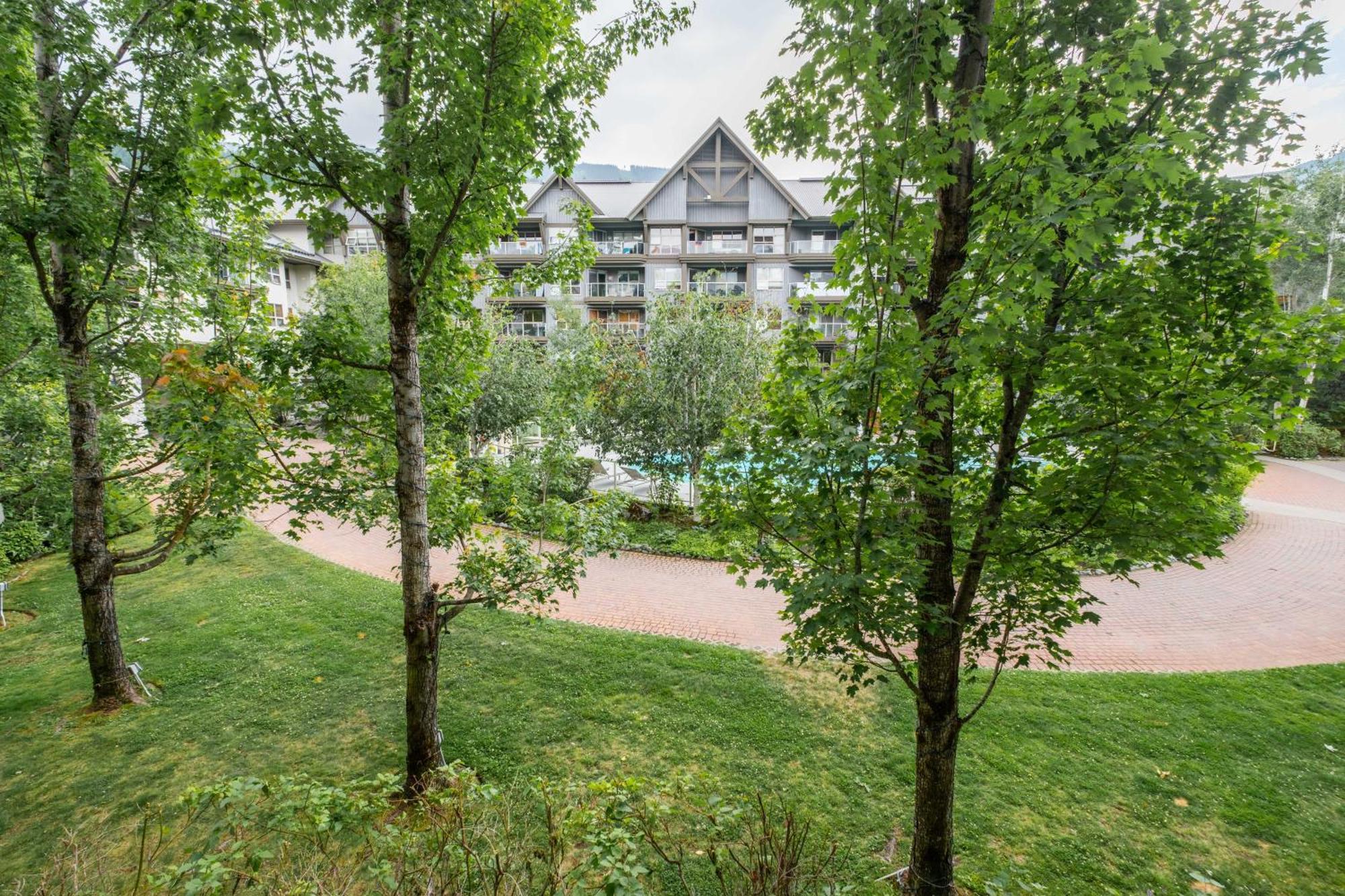 The Aspens By Outpost Whistler Villa Exterior foto