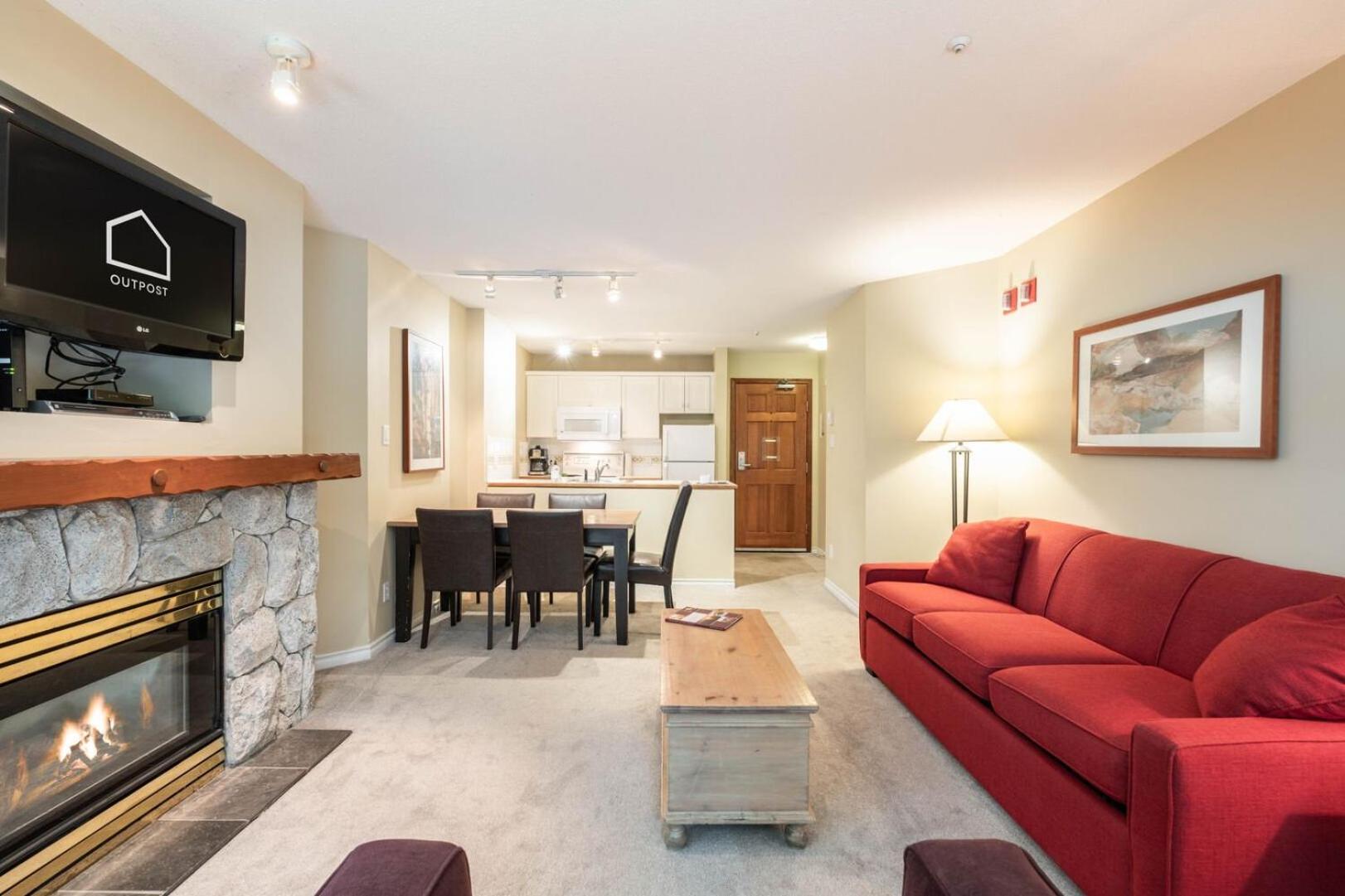 The Aspens By Outpost Whistler Villa Exterior foto